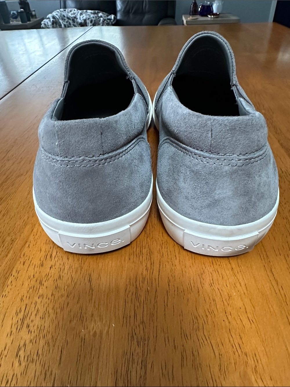 Vince Men’s gray  suede slip on sneakers size 8.5. - Picture 3 of 7